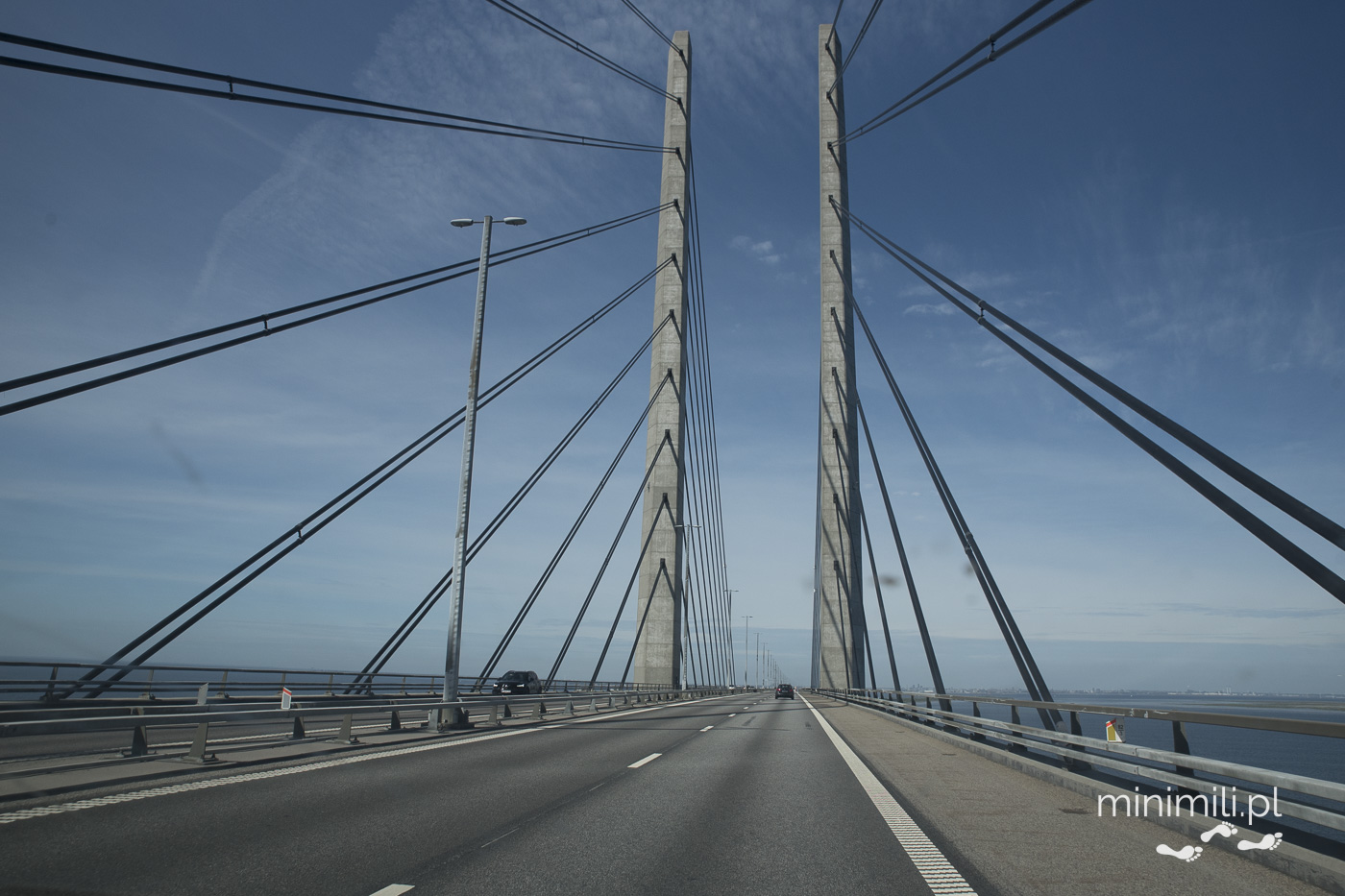 Most Øresund łączący Szwecję z Danią – widok z samochodu