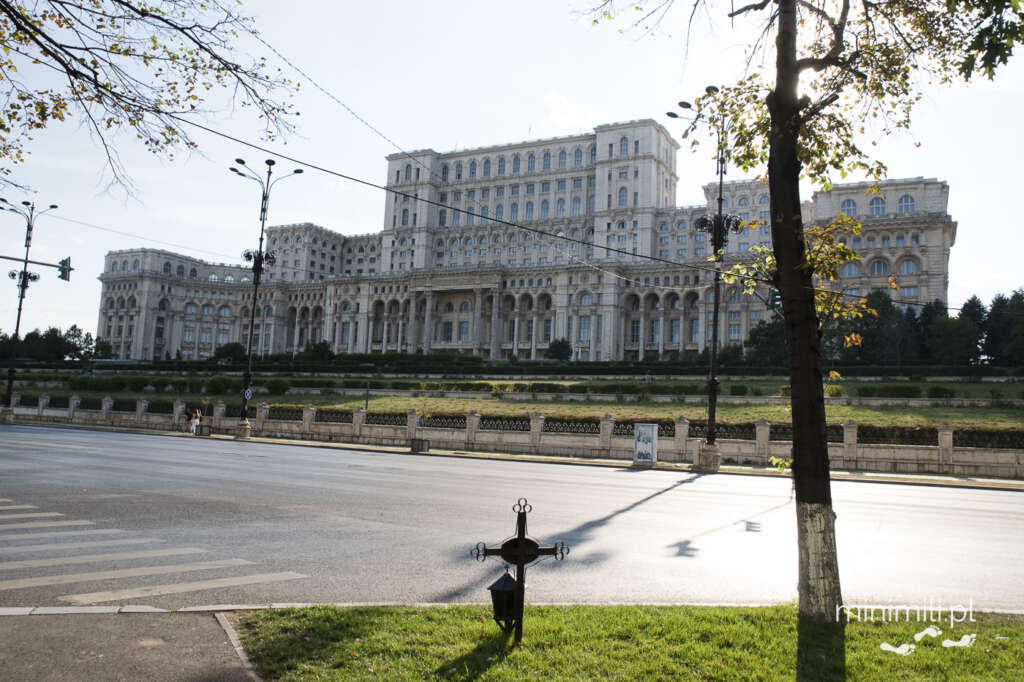 Widok na Pałac Parlamentu w Bukareszcie