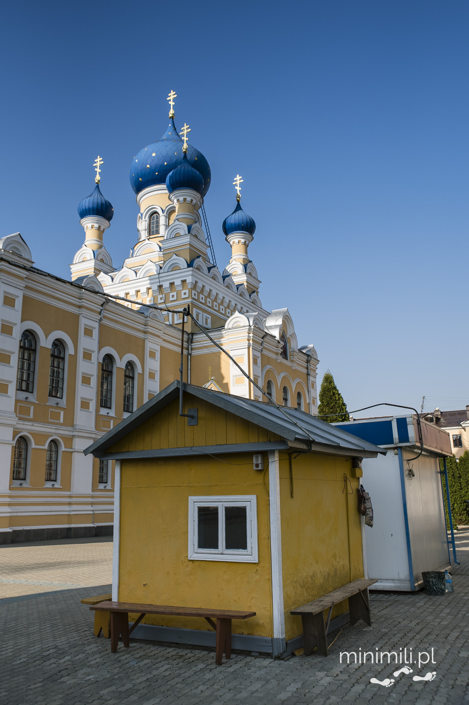 Cerkiew św. Symeona w Brześciu z niebieskimi kopułami