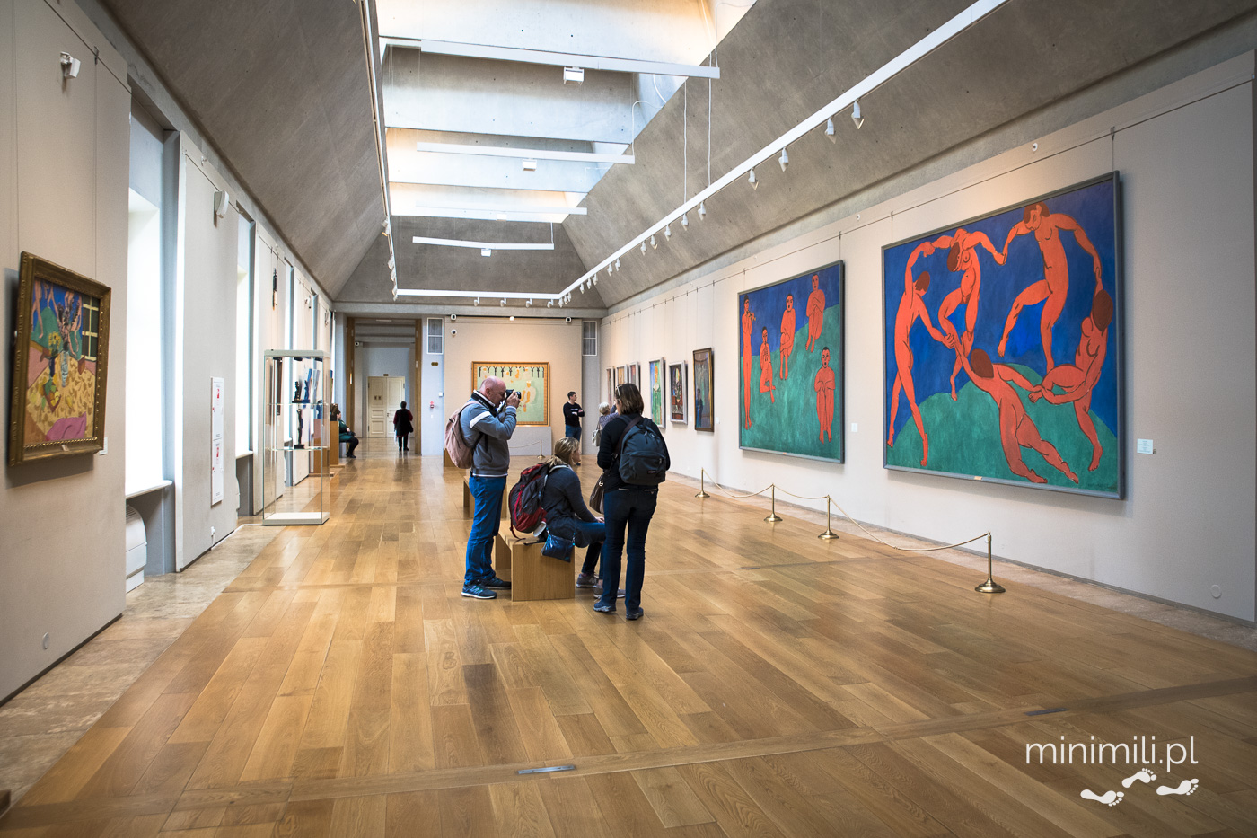 Wnętrze galerii sztuki nowoczesnej w Ermitażu