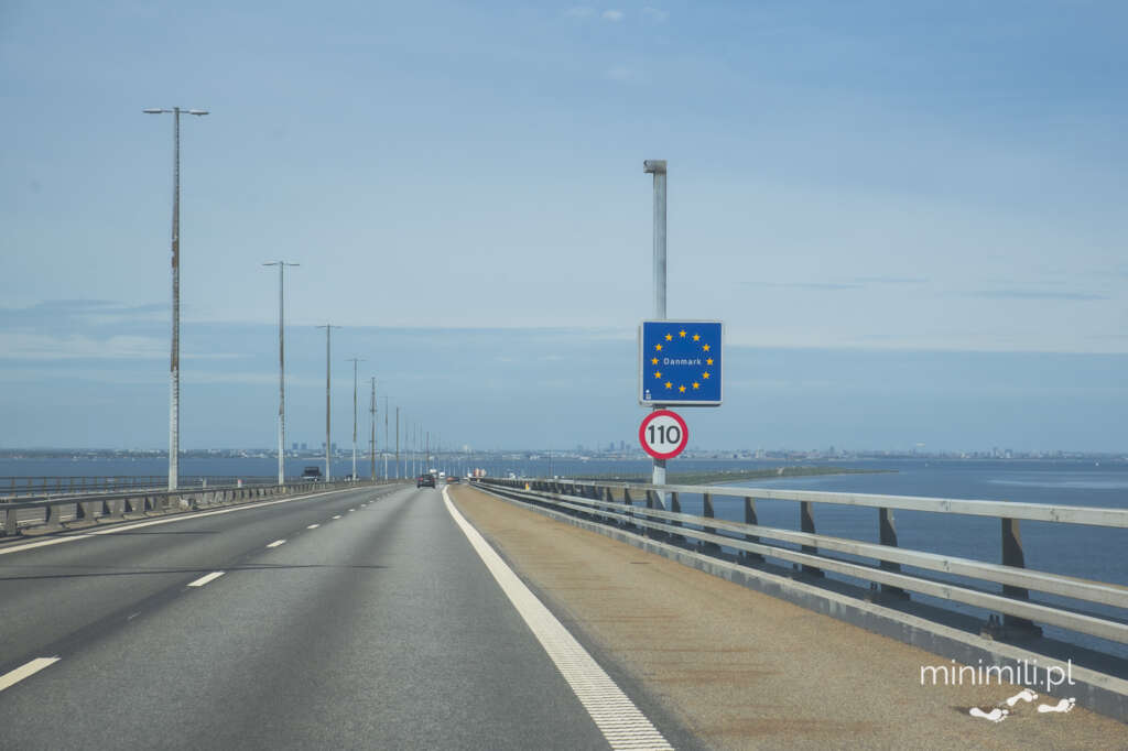 Droga na moście Øresund prowadząca ze  Szwecji do Danii