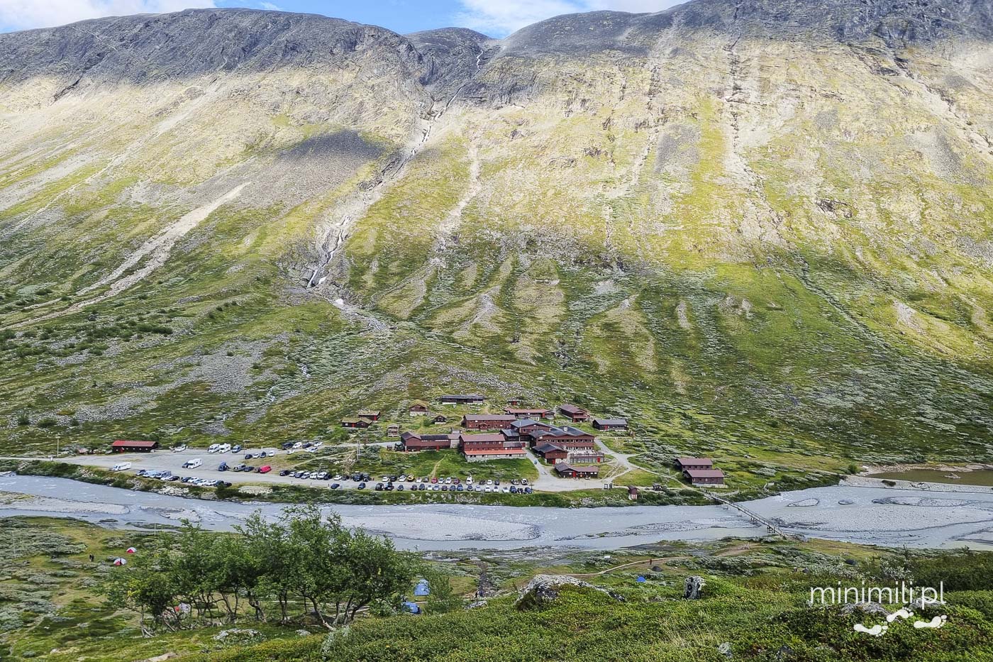 Schronisko Spiterstulen w dolinie u stóp Galdhøpiggen – punkt startowy wyprawy