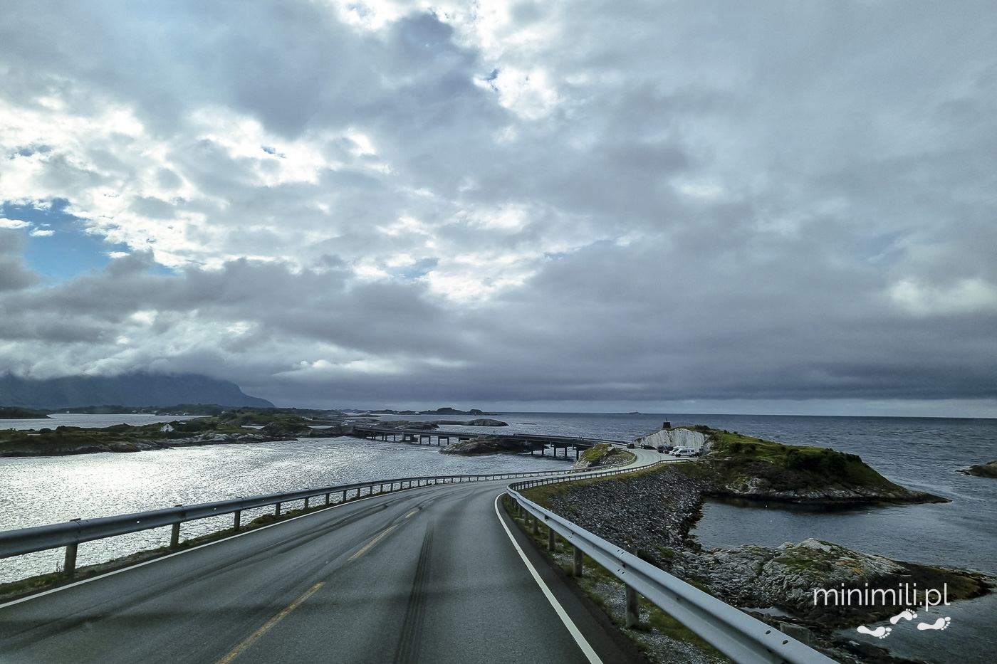 Trasa Atlantycka prowadząca przez wyspy i wody Morza Norweskiego